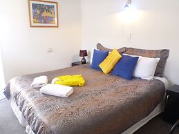 Fernleaf Motel