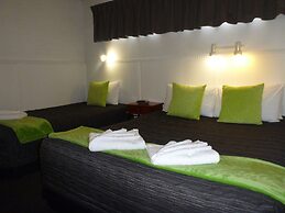 Fernleaf Motel