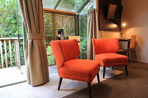 Rainforest Retreat