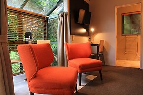 Rainforest Retreat