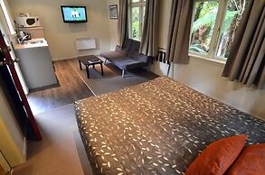 Rainforest Retreat