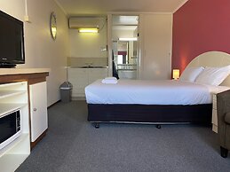 Mahogany Motel