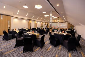 J4 Hotels Legian