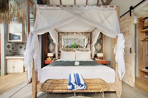 18 Suite Villa Kuta