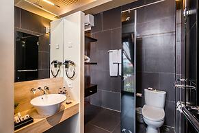 18 Suite Villa Kuta