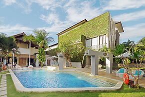 18 Suite Villa Kuta