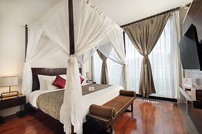 18 Suite Villa Kuta