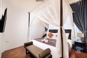 18 Suite Villa Kuta