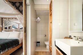 18 Suite Villa Kuta