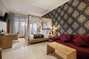 18 Suite Villa Kuta