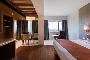 7 Apple Hotel Pimpri Pune