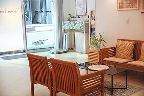 Starria Hostel Foreign Guest Only