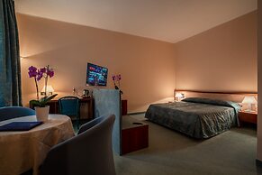 Hotel Diana
