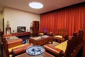 Merlynn Park Hotel