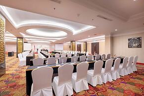 Merlynn Park Hotel