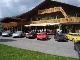 Les Bernards