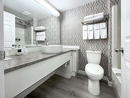 Coast Parksville Hotel