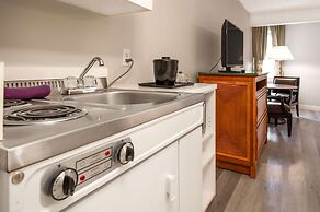 Coast Parksville Hotel