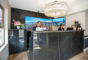 Coast Parksville Hotel
