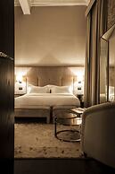DOM Hotel