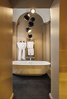 DOM Hotel