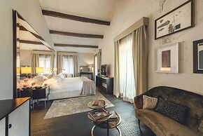DOM Hotel