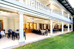 OR Tambo Guest House