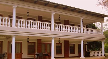 OR Tambo Guest House