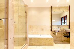 OR Tambo Guest House