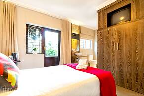 OR Tambo Guest House