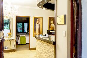 OR Tambo Guest House
