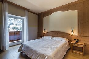 Hotel Colfosco