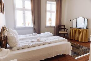 Hotel Lidenlund ved Gitte Bitsch