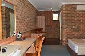 Sunseeker Motor Inn