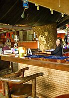 Hollanda Montri Guesthouse