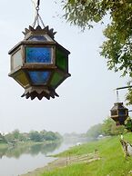 Hollanda Montri Guesthouse