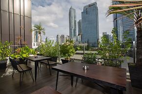 Avissa Suites