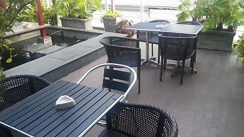 Avissa Suites