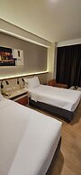 Avissa Suites