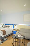 Avissa Suites