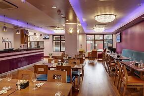 The Airlink Hotel London Heathrow