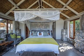 Mosaic Lagoon Lodge