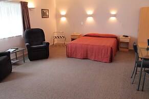 Riverview Motel