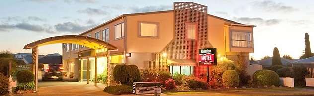 Riverview Motel