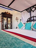 Dhow Palace Hotel