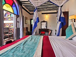 Dhow Palace Hotel