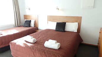 Owens Motel
