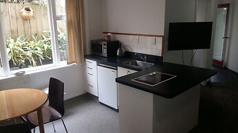 Owens Motel