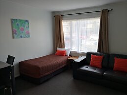 Owens Motel