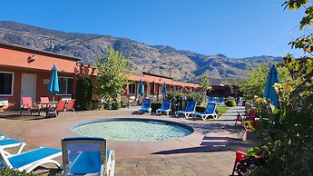 Sahara Courtyard Inn